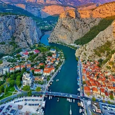 Old Town Apartment Omis